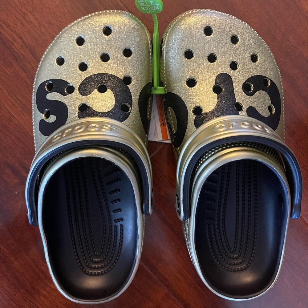 crocs size 6